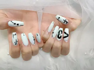 ネイル 🌈 Laule'aのネイルデザイン