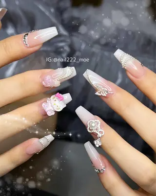 ネイル ⟡.*222⋰˚☆ MöEのネイルデザイン