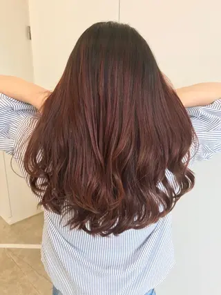 セミロング カラー 森本 笑のヘアスタイル