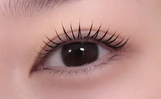マツエク・マツパ Eyelash Salon Glück所属・佐久間 春菜のマツエク・マツパデザイン