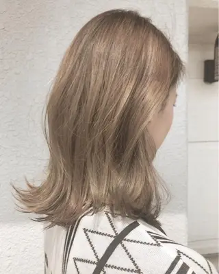 ミディアム カラー レイヤーカット匠 イソザキノリユキのヘアスタイル