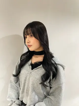 ロング 𝐚𝐨𝐢/カット /パーマモデルのヘアスタイル