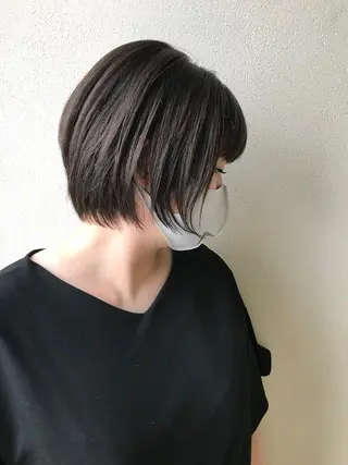 ショート 沢田 瞳のヘアスタイル