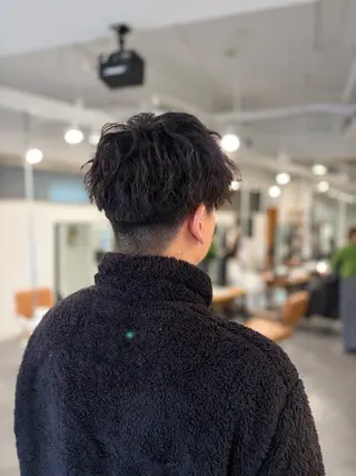 ミディアム パーマ シアン　橋本店所属・SHIAN 橋本 Daikiのヘアスタイル