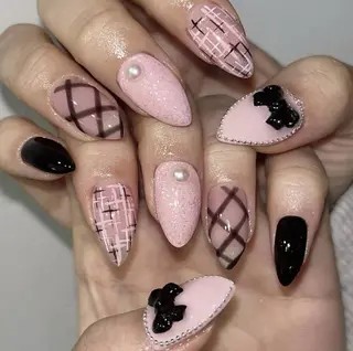 ネイル Lee Nailsのネイルデザイン
