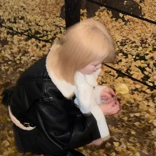 ロング カラー ヘアアレンジ 盛れ韓国ハイトーン 🎀Himari🎀のヘアスタイル