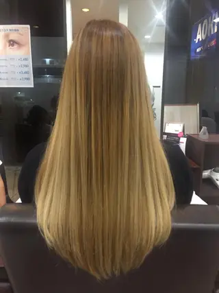 ロング カラー 阿久津 泰幸のヘアスタイル