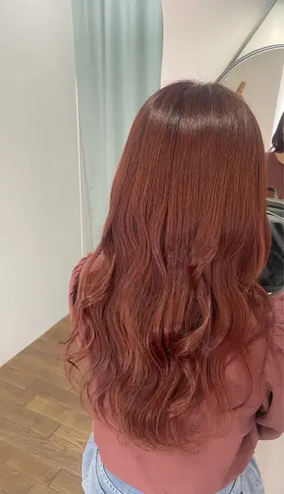 ロング カラー lutz／ MIONのヘアスタイル