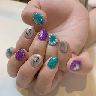 ネイル ヤマダ サクラのヘアスタイル