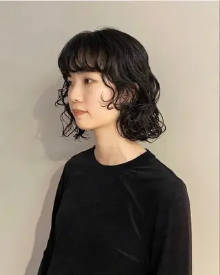 ショート パーマ NERO 松井 隆人のヘアスタイル