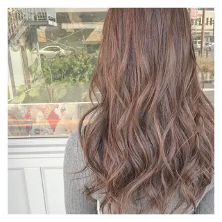 ロング カラー ヘアアレンジ Mariana/ 鶴原-ハイライトのヘアスタイル