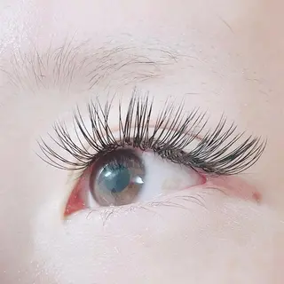 マツエク・マツパ アイラッシュサロンfleur🍀所属・🍀fleur🍀 束感/ワンホン/杉浦のマツエク・マツパデザイン