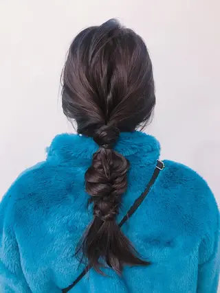 カラー pole/apartment所属・💓パーマ，💗 レイヤーカットのヘアスタイル