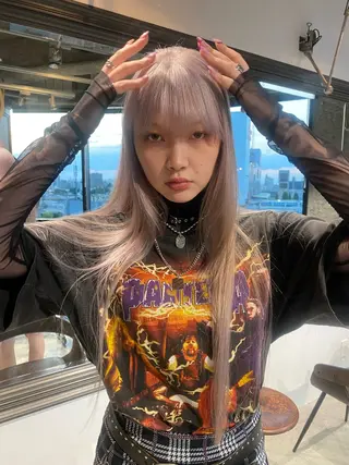 ロング カラー 只野 真衣のヘアスタイル