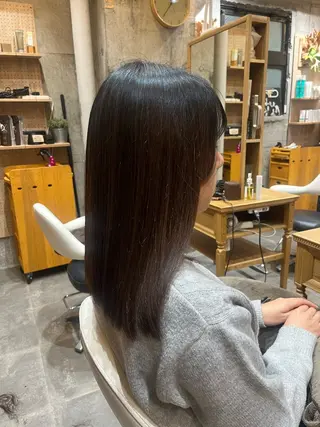 セミロング 佐藤 未来のヘアスタイル