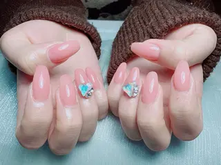 ネイル Yuxi Beauty salon 【ユーシィー ビューティ サロン】所属・ユーシーネイルサロン 池田公園店のネイルデザイン