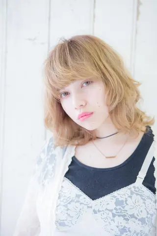 ミディアム atelier      Charmemu所属・𝕋𝕆ℙアイリスト sanaeのマツエク・マツパデザイン