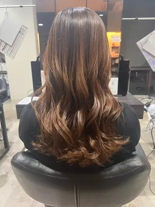 ロング 服部 楓のヘアスタイル