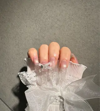 ネイル I-nailロング /ワンホン/キラキラのネイルデザイン