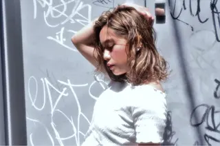 ミディアム カラー AGU akariのヘアスタイル