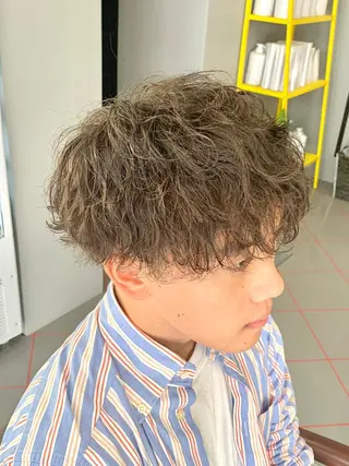 ショート パーマ メンズ メンズサロン　アソビ所属・【扱いやすいパーマ】 眞鍋拓己のヘアスタイル