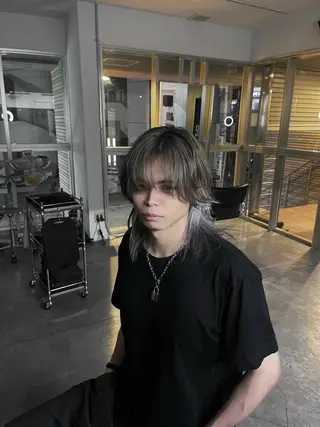 メンズ ニュアンス/フェザー /ウルフ/伶馬のヘアスタイル