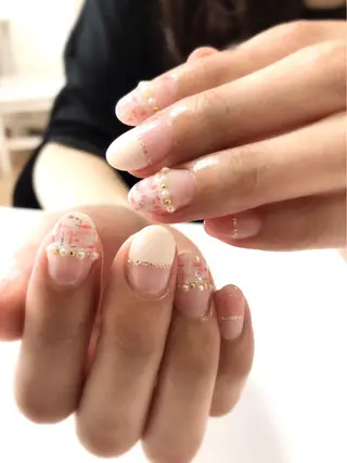 ネイル Lily Roseスタッフ一同のマツエク・マツパデザイン