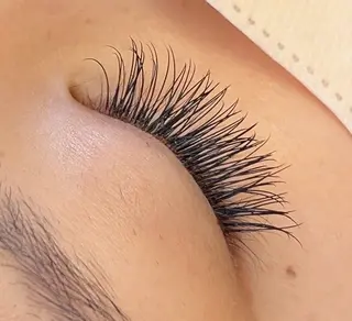 マツエク・マツパ Beauty Salon こはるびより所属・ビューティサロン こはるびよりのマツエク・マツパデザイン