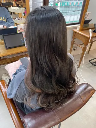 セミロング to youハイライトのヘアスタイル