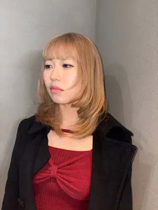 セミロング THEDOTS所属・淀 小南津のヘアスタイル