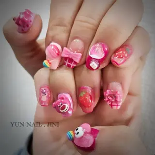 ネイル 🌈Yun nail hyejin💋のネイルデザイン