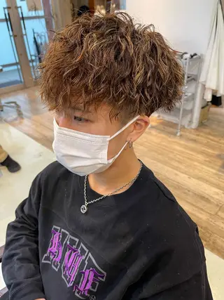 パーマ メンズ ショートヘア原宿 fifth コシのヘアスタイル