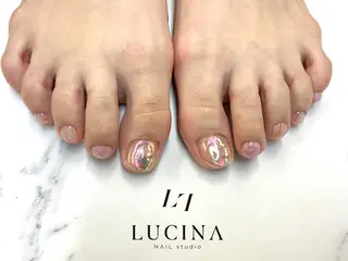 ネイル 新橋 ルキナ スタッフのネイルデザイン