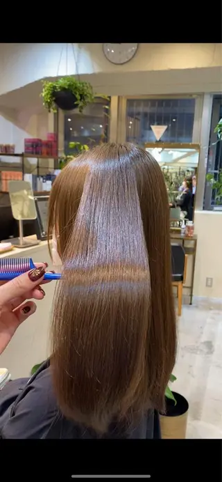 セミロング ブリーチ/パーマ ／まなみ🤍のヘアスタイル