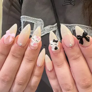 ネイル 👽個性派ネイル🎀 komachiのヘアスタイル