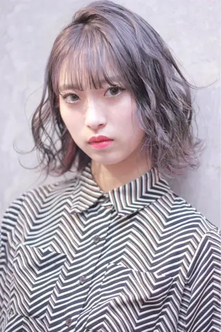 ミディアム カラー cachecache所属・及川 光のヘアスタイル