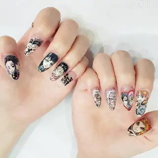 ネイル 痛ネイル🩶推し活 🤍店長sagawaのネイルデザイン