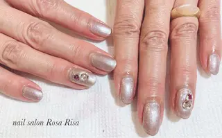 ミディアム ネイル ネイルスタジオ シェイクユアハンズのネイルデザイン