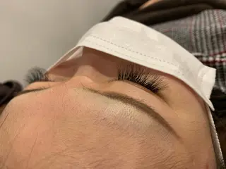 マツエク・マツパ 指名支持率NO.1 スタイリストのヘアスタイル