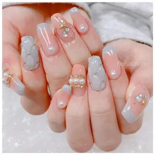 ネイル ＶＩＶＩ nailsalonのネイルデザイン