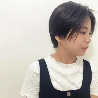 ショート AGU akariのヘアスタイル