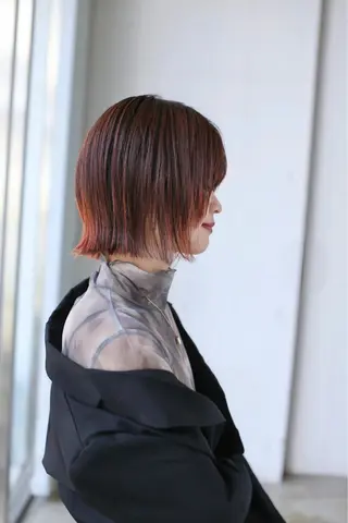 ショート 山崎 彩音のヘアスタイル