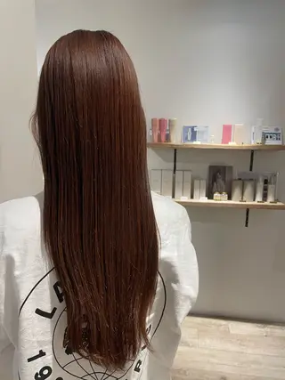 カラー ふくだももこ🍑 すっきりショートのヘアスタイル