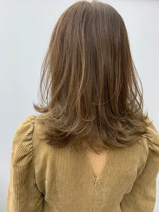 セミロング カラー ヘアアレンジ newi 川崎店のヘアスタイル