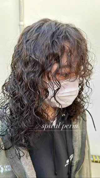 ロング パーマ パーマ職人 渡邊　優雅のヘアスタイル
