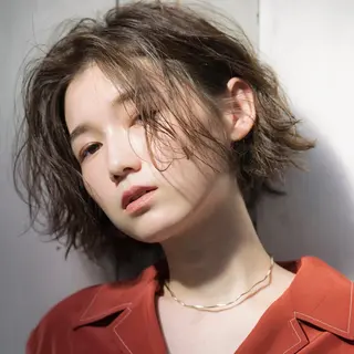 ショート カラー 奥田 千尋のヘアスタイル