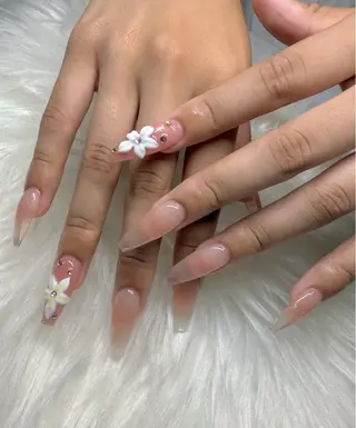 ネイル CHARME 🤎〔RINA〕のネイルデザイン