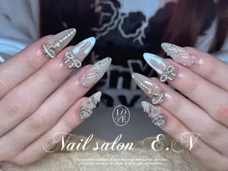ネイル E.N🦋 長さ出し/持ち込みのネイルデザイン