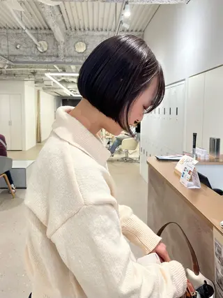 ミディアム カラー 阪本 桃のヘアスタイル