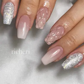 ミディアム ネイル richeri beautyのネイルデザイン